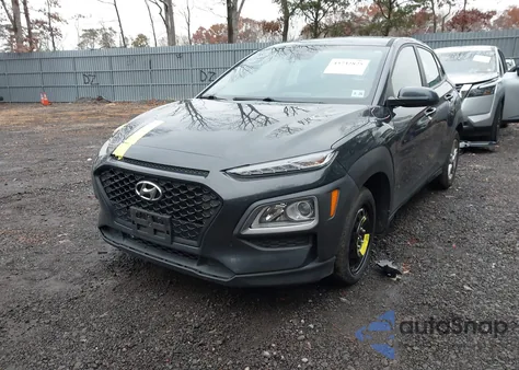 2021 Hyundai Kona Se z USA, uszkodzony, nr VIN KM8K1CAA4MU616423